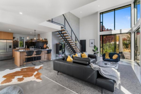 Kirimoko Ski Lodge - Wanaka Holiday Home